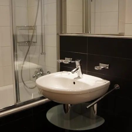 Brunner 3 * Венген